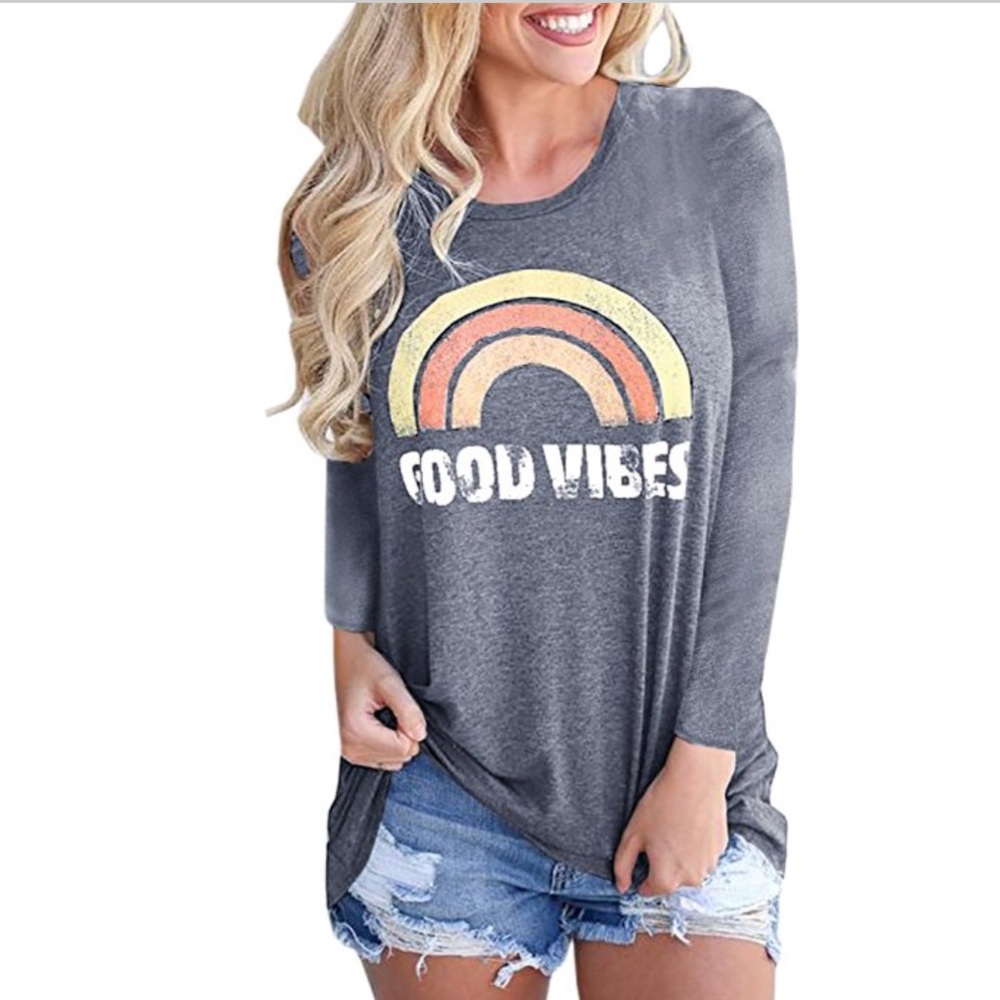Good Vibes Long Sleeved Tee ❤️✌️ - Picture 1 of 6